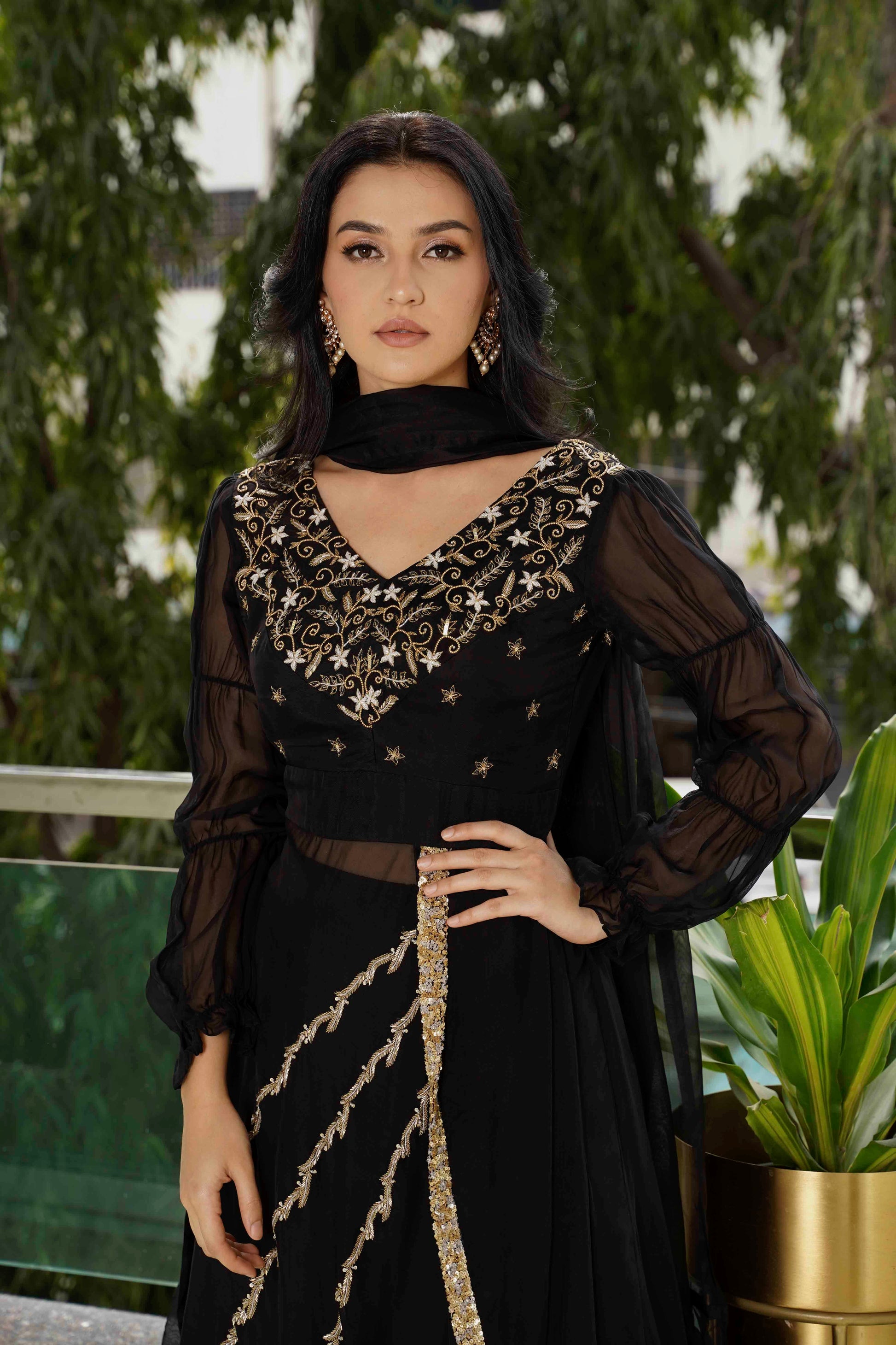 Noira Élan Black - Kurti