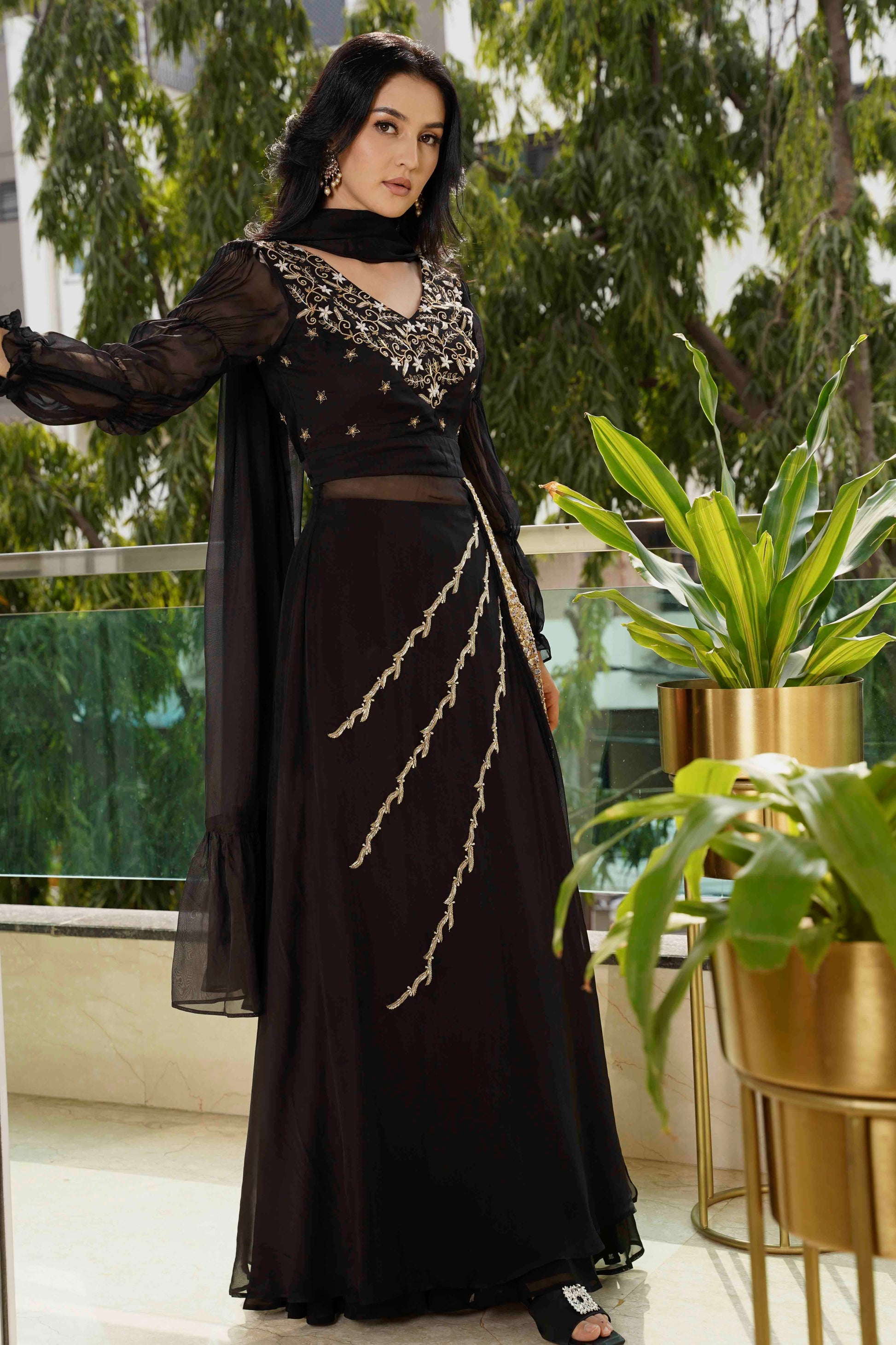 Noira Élan Black - Kurti