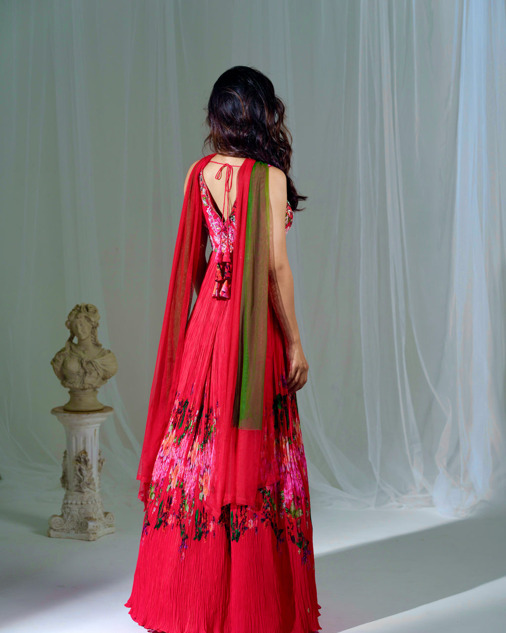 Elthea - Red Gown