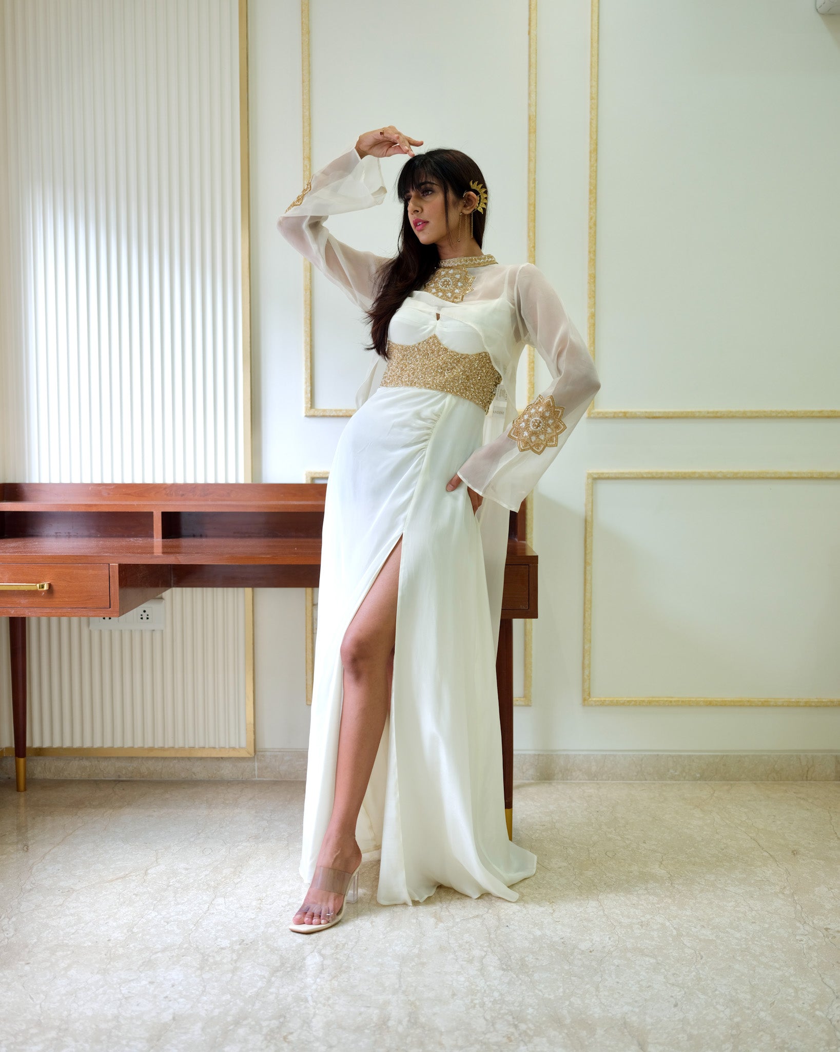 Amelia Rose — Ivory
